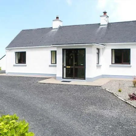 Holiday home Golden Acres Knock