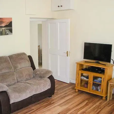 Holiday home Golden Acres Knock